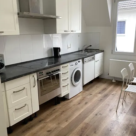 Firmenquartier24 Im Dg In Appartement *