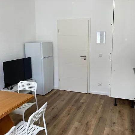 Firmenquartier24 Im Dg In Apartment