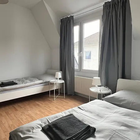 Firmenquartier24 Im Dg In Apartment Wuppertal