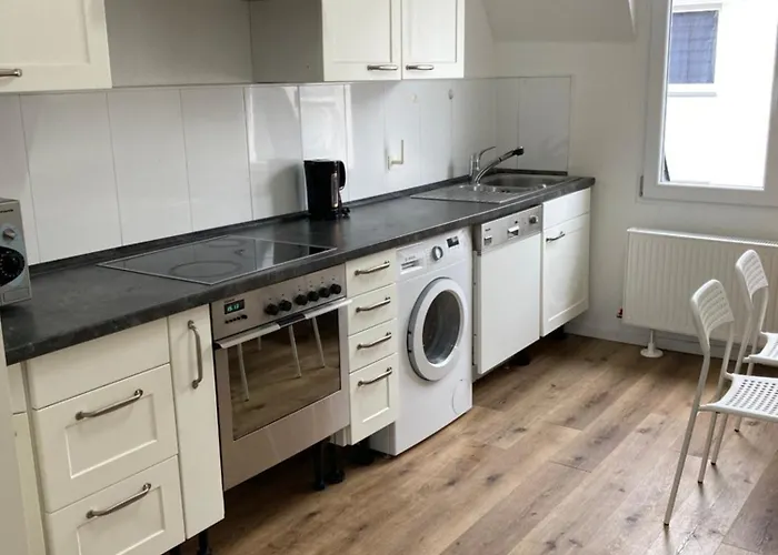 Firmenquartier24 Im Dg In Appartement *